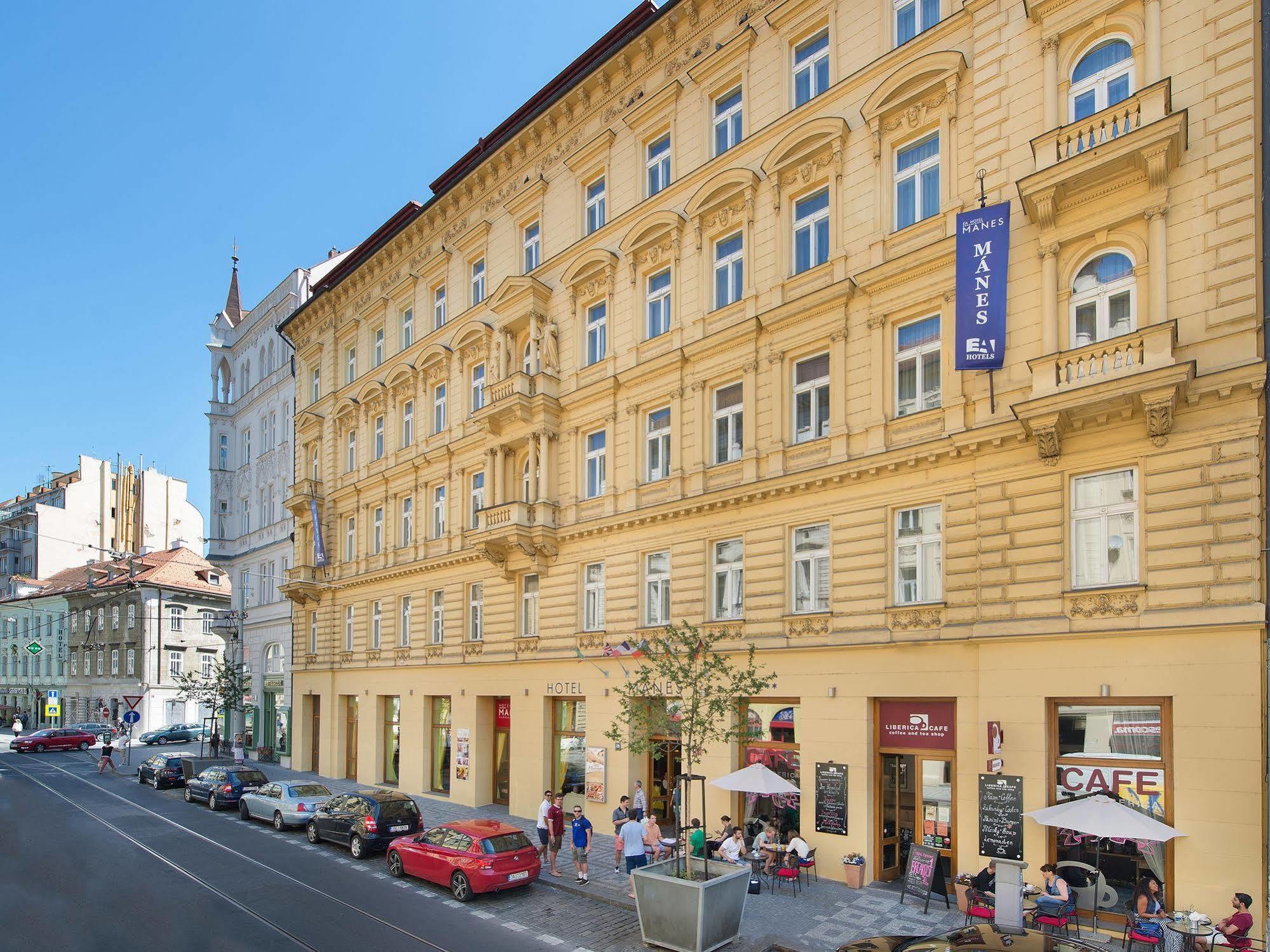 Hotel Mánes Praga Exterior foto